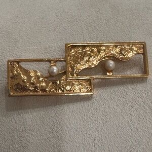 Vintage Darveau Quebec Brutalist Modernist Brooch GP faux pearl 70’s